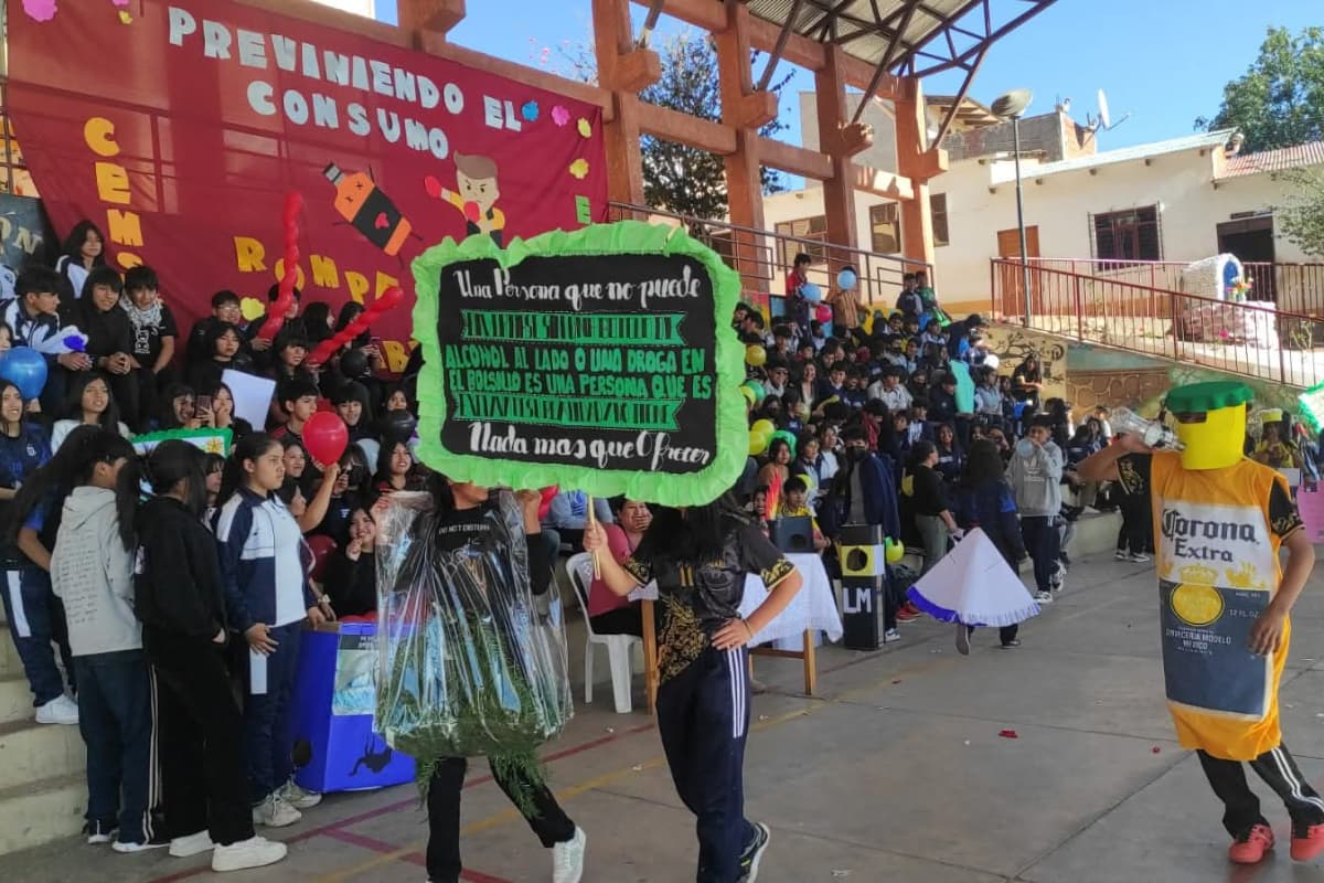 Actividad educativa sobre prevención del consumo de sustancias en adolescentes